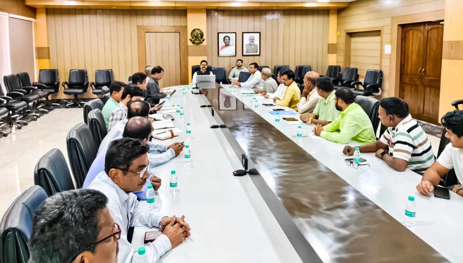Paradip Port Chairman Holds High-Level Meeting with Paradip Port Stevedores Association to Enhance Operational Efficiency and Cargo Handling.